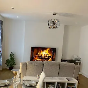 Apartment Exec 2