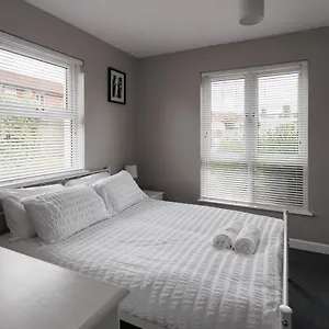 Apartment 2 Bedroom Ground Floor 