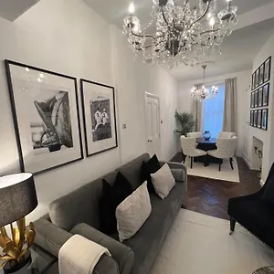 Holiday home Luxury - Townhouse 