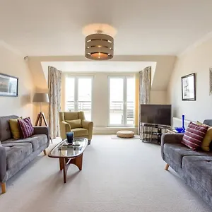 Apartment Joivy Inviting Near Leith Walk 
